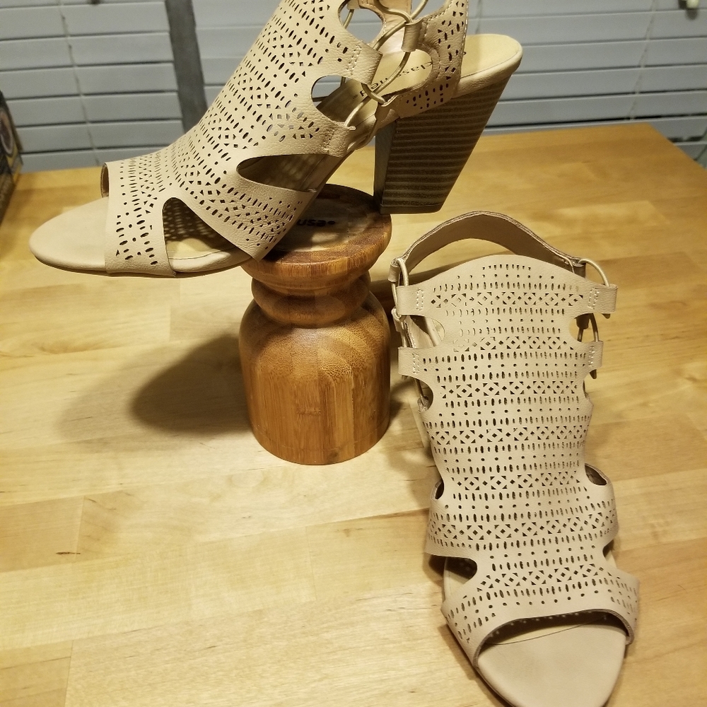 Ladies Shoes